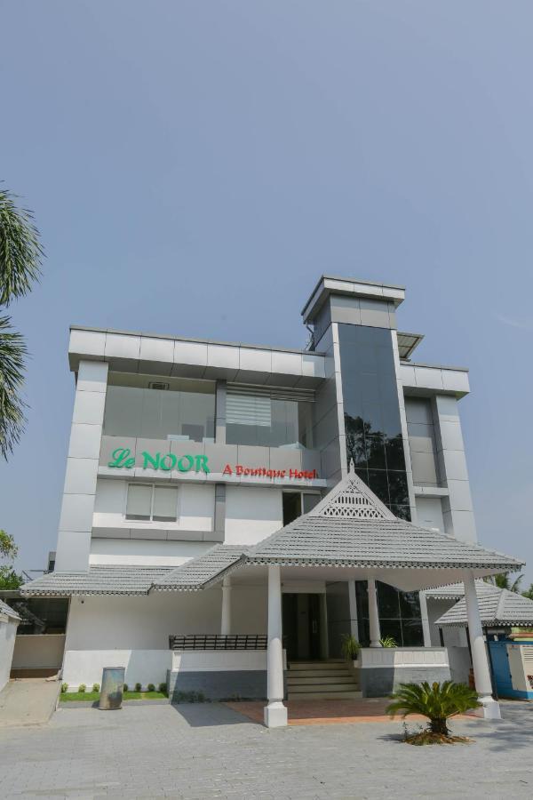 מלון Kochi Le Noor מראה חיצוני תמונה